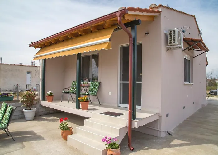 Ntina\'S Hause